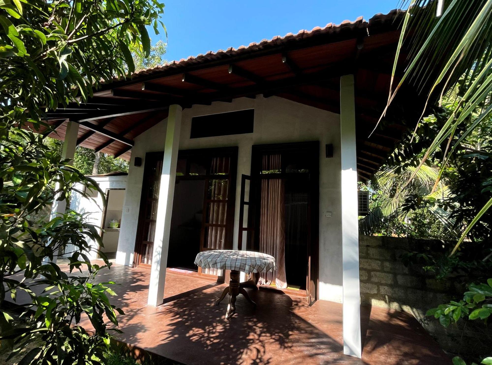 Dinuri Villa Tangalle Exterior photo