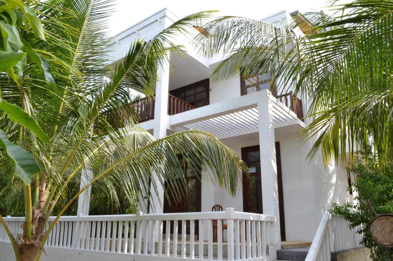 Dinuri Villa Tangalle Exterior photo